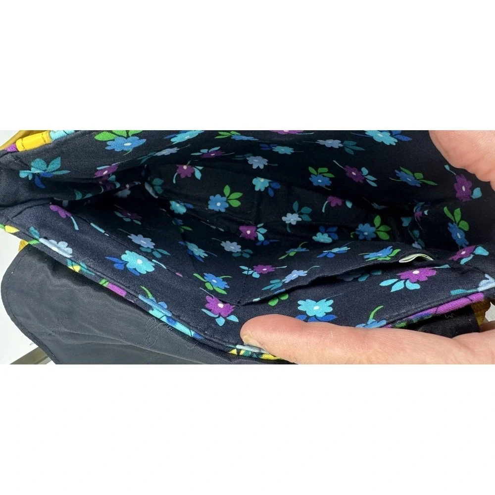Vera‎ Bradley Midnight Blues Patricia Crossbody Purse Floral Yellow Turn Lock
